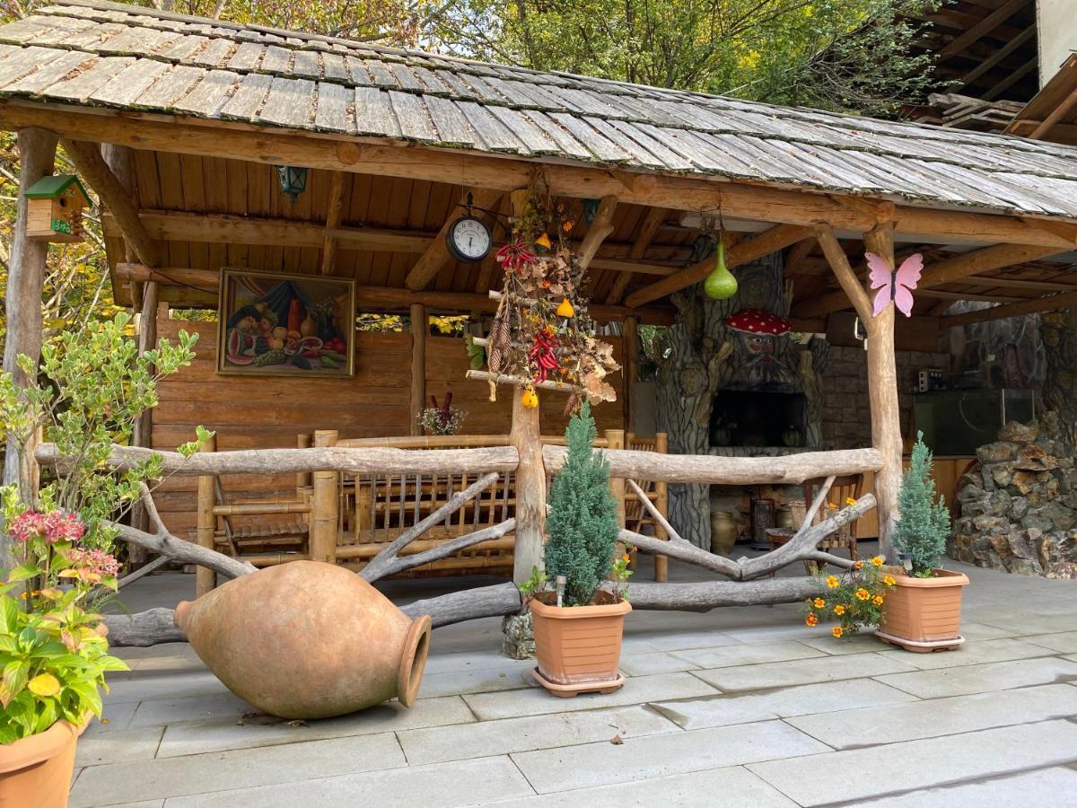 Anano's Guesthouse Borjomi Exterior foto